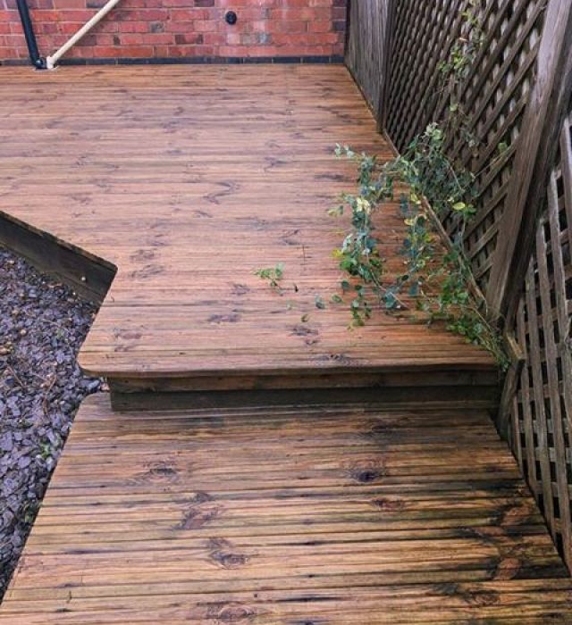fencing-decking-cleaning-5-kireth-ai
