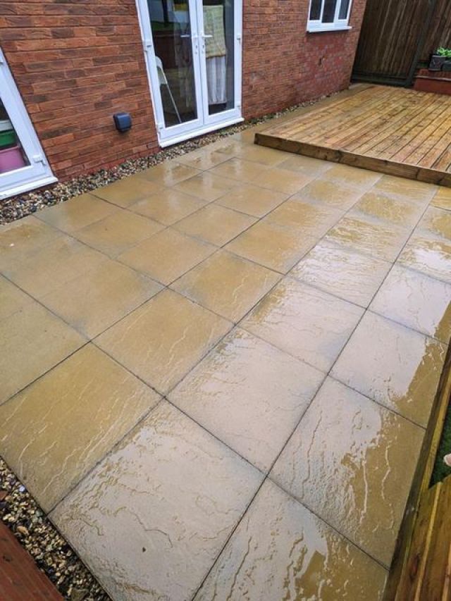 patio-cleaning-9-kireth-ai