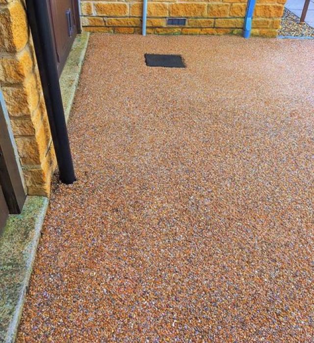 driveway-cleaning-12-kireth-ai
