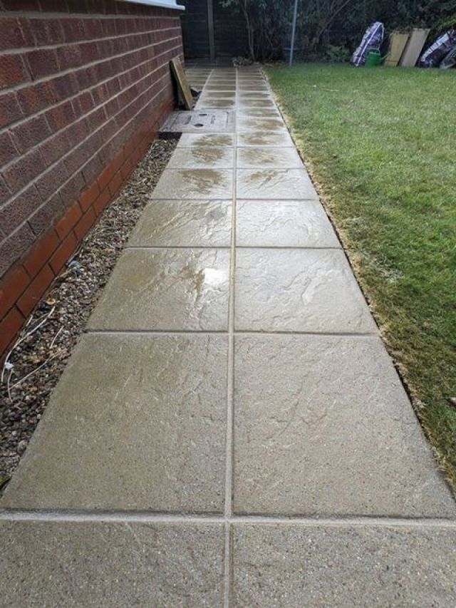patio-cleaning-7-kireth-ai
